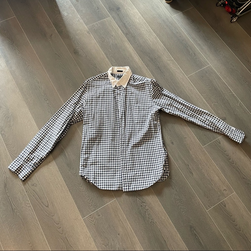 J.Crew men’s slim fit gingham check button down (Sz M)